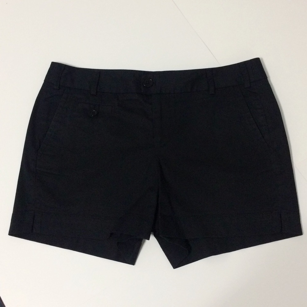 BANANA REPUBLIC Martin Fit Black Shorts | Size 6